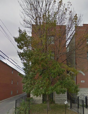 2410 W Flournoy St Unit 2, Chicago, IL 60612