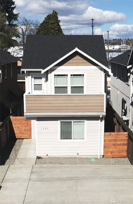 1446 S Donovan St, Seattle, WA 98108