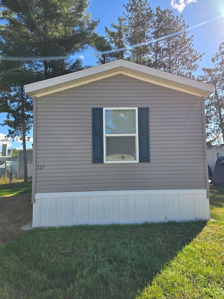 117 Courtney Ln Unit 118, Redgranite, WI 54970