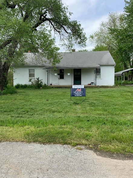 28061 Sherman St, Cross Timbers, MO 65634