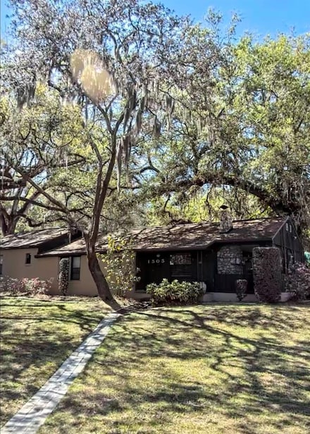 1505 E Park Cir, Tampa, FL 33610