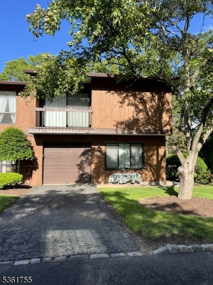 1070 Treetops, Wharton, NJ 07885