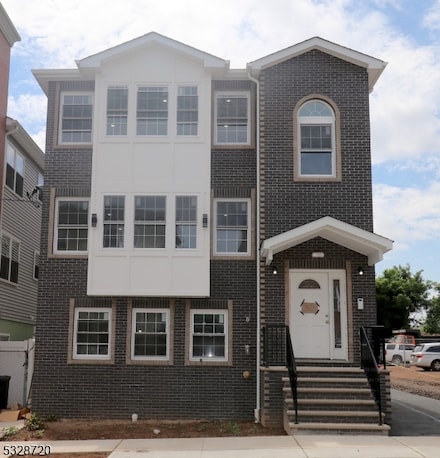 32 Garibaldi Ave Unit 3, Newark, NJ 07114