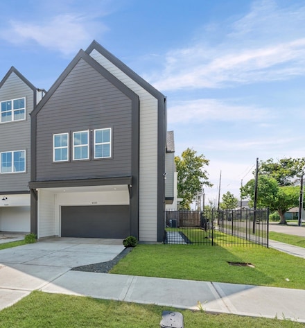 4333 Arlington St, Houston, TX 77022