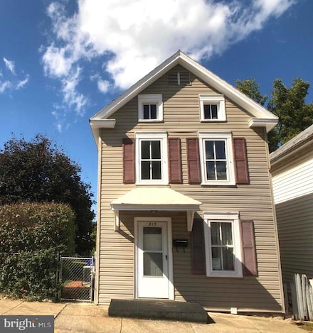 215 Alexander St, Hagerstown, MD 21740