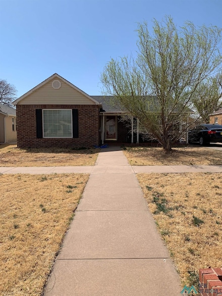 1204 Gidding St, Clovis, NM 88101