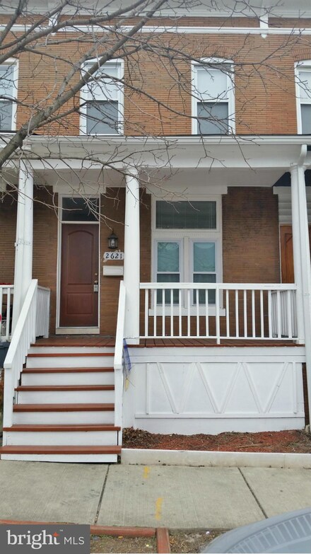 2621 Barclay St, Baltimore, MD 21218