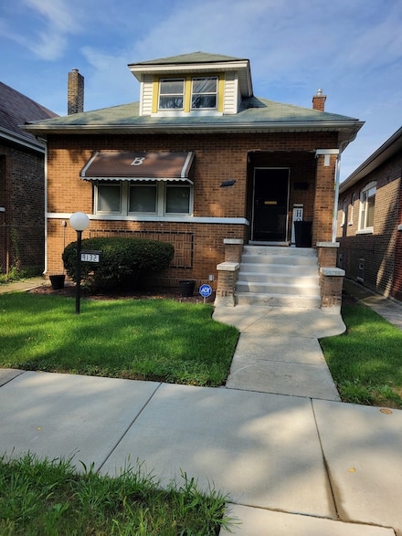 9132 S Colfax Ave, Chicago, IL 60617