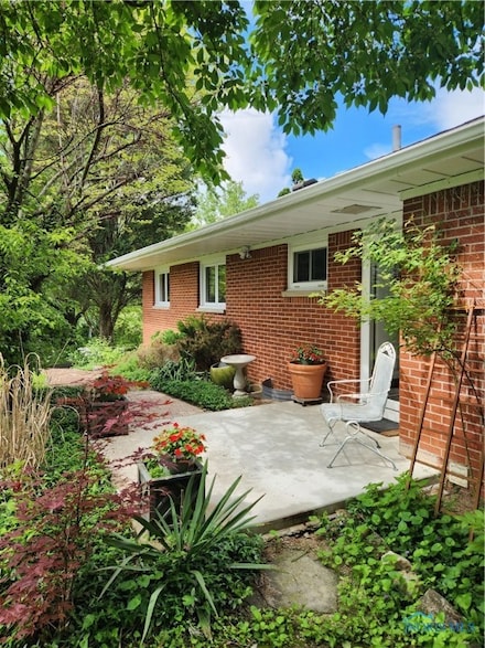 28330 W River Rd, Perrysburg, OH 43551