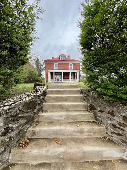501 Ridge St, Charlottesville, VA 22902