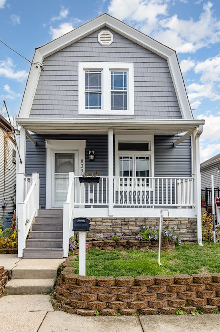 833 Thornton St, Dayton, KY 41074