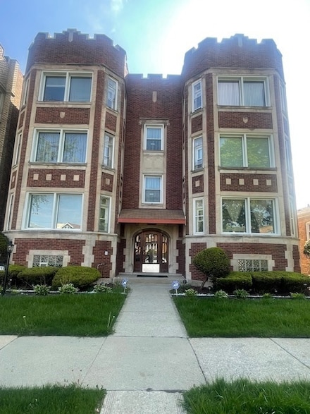 8141 S Michigan Ave Unit 1, Chicago, IL 60619