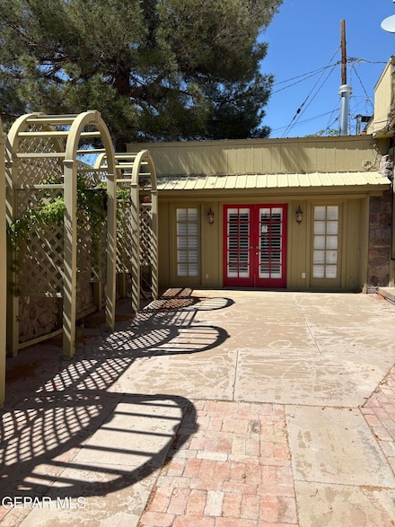 525 Wellesley Rd, El Paso, TX 79902