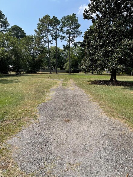 824 Berkshire Dr, Washington, GA 30673
