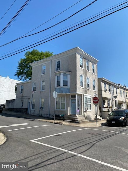 326 Delmar St, Philadelphia, PA 19128