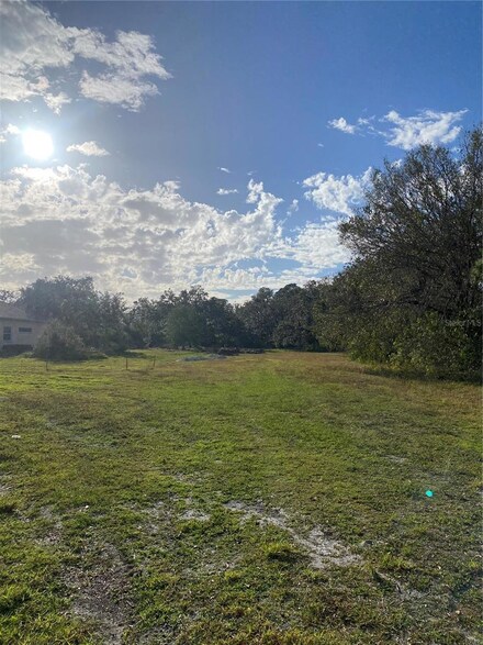 3206 42nd St E, Bradenton, FL 34208
