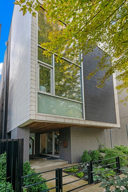 1617 N Wolcott Ave, Chicago, IL 60622