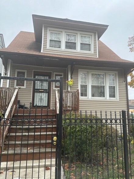 701 N Lorel Ave, Chicago, IL 60644