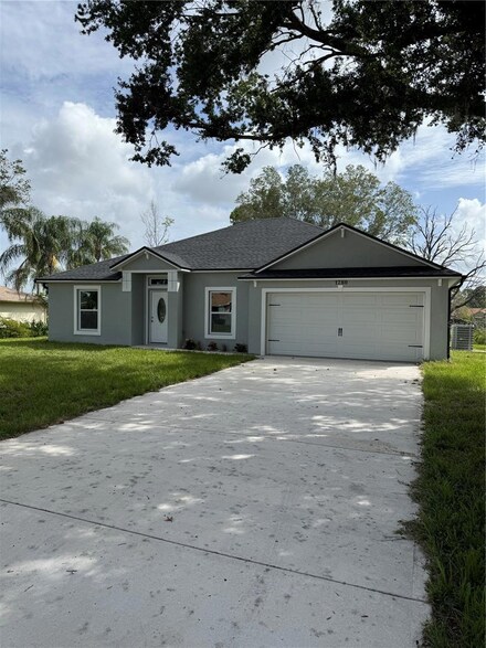 1780 Converse Ct, Deltona, FL 32738