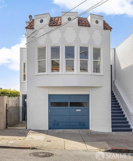 682 London St, San Francisco, CA 94112