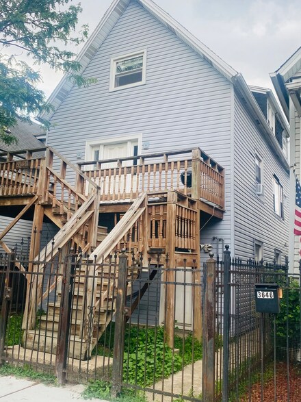 3650 W Dickens Ave, Chicago, IL 60647