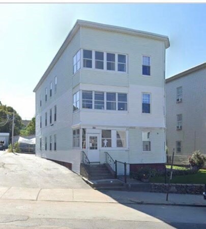 280 Grafton St, Worcester, MA 01604
