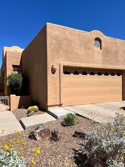5097 N Pinnacle Cove Dr, Tucson, AZ 85749