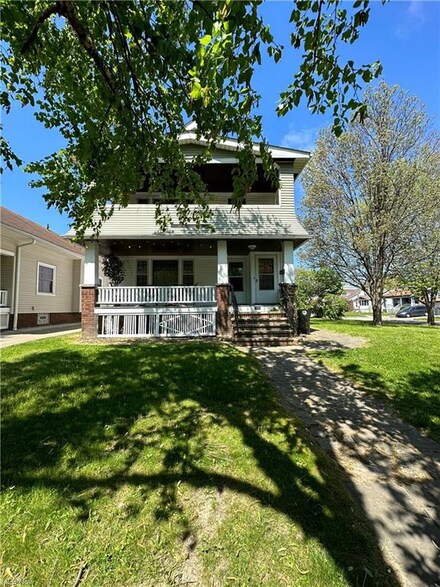 3422 W 100th St, Cleveland, OH 44111