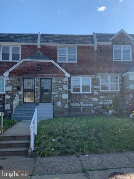 132 W Cheltenham Ave, Philadelphia, PA 19120