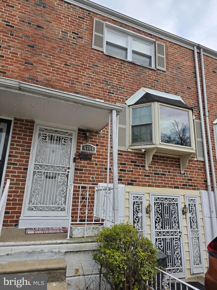 6704 Harley St, Philadelphia, PA 19142