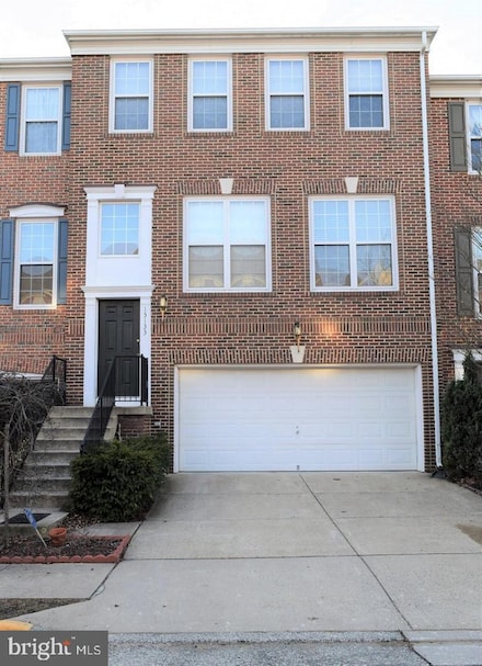 13133 Rose Petal Cir, Herndon, VA 20171