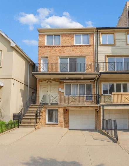 1770 E 12th St, Brooklyn, NY 11229