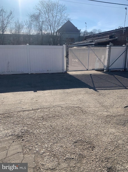 3650 56 Cresson St, Philadelphia, PA 19127