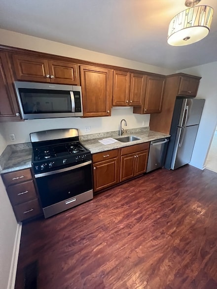 10 Bayberry Dr Unit 2, Sharon, MA 02067