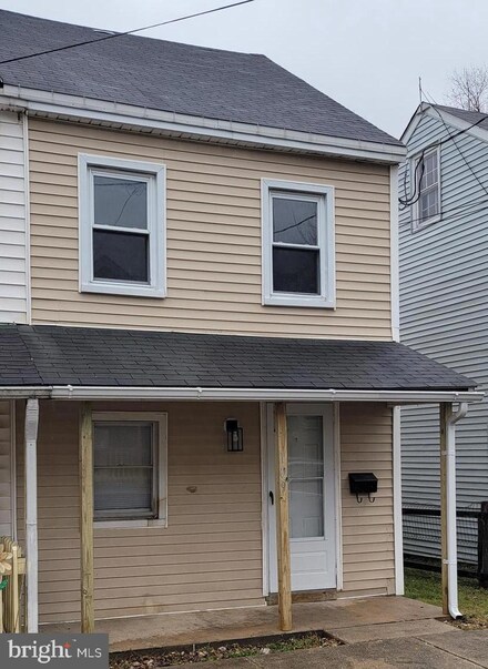 109 Milburn St, Elkton, MD 21921