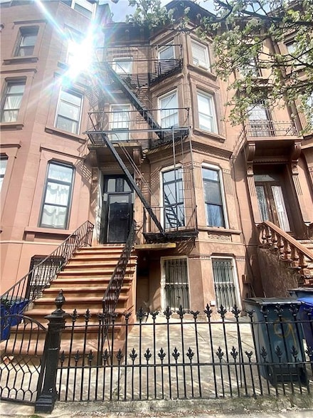 9 Spencer Place Unit 4, Brooklyn, NY 11216