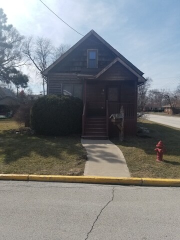 322 Water St, Thornton, IL 60476