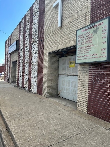 700 S Pulaski Rd, Chicago, IL 60624