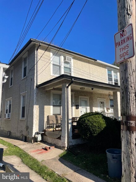 21 N Penn St, Clifton Heights, PA 19018