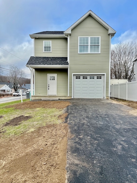 124 Highlawn St, Waterbury, CT 06705