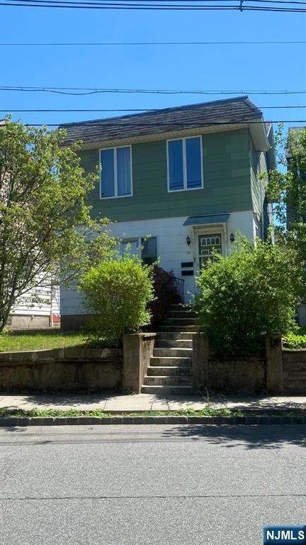 68 Garden Ave, Belleville, NJ 07109