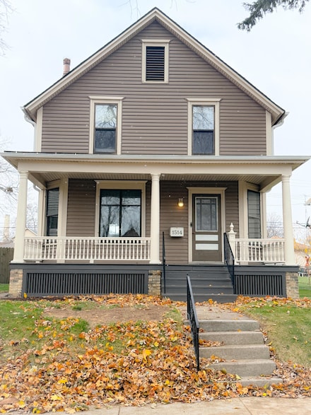 1514 Carlisle Ave, Racine, WI 53404