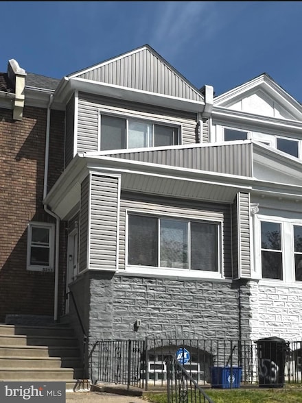 5353 N Sydenham St, Philadelphia, PA 19141