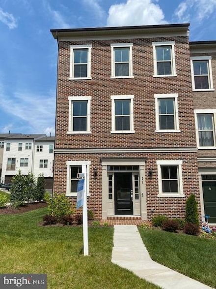 11 Blue Jay Way, Clarksburg, MD 20871