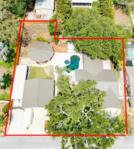 11988 117th St, Largo, FL 33778