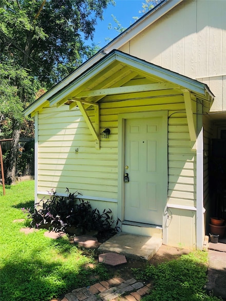 518 W Sycamore St, Denton, TX 76201