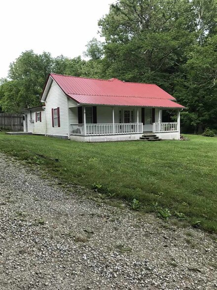 1784 County Road 6, Ironton, OH 45638