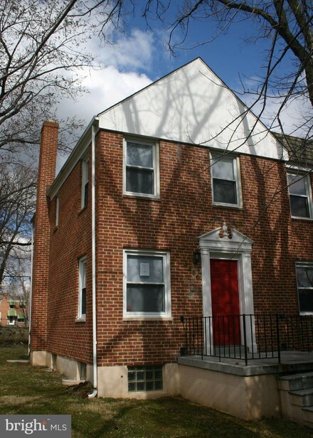 4436 Eldone Rd, Baltimore, MD 21229