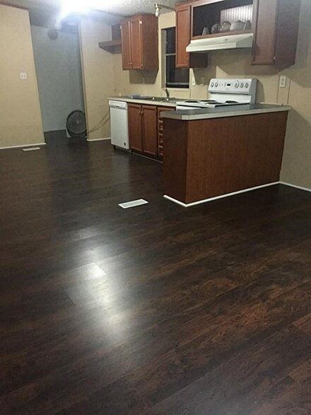 151 County Road 2801, Cleveland, TX 77327