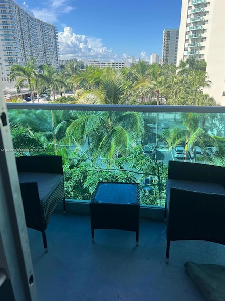 4001 S Ocean Dr Unit 5E, Hollywood, FL 33019
